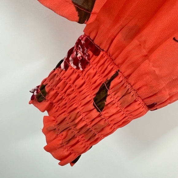 Abercrombie & Fitch Smocked Long Sleeve Floral Top Blouse Sz S - Picture 2 of 5